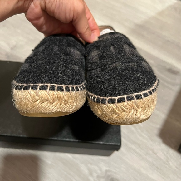 Chanel interlocking CC logo espadrilles - Picture 7 of 8
